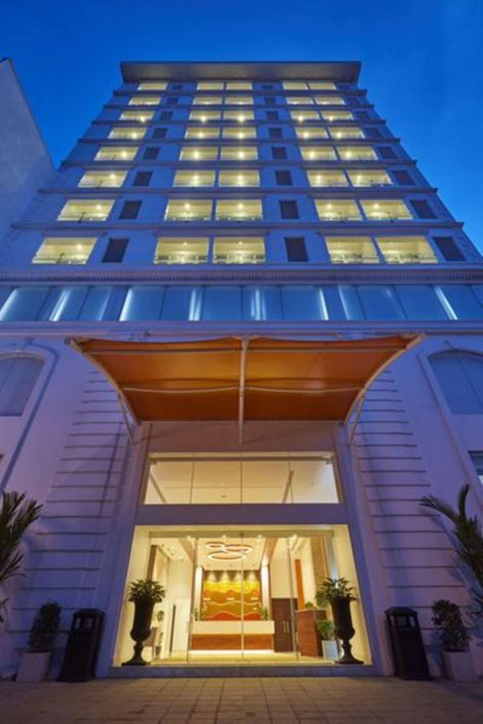 โอเชียน เอดจ์ สวีท แอนด์ โฮเทล โคลอมโบ Hotel ภายนอก รูปภาพ