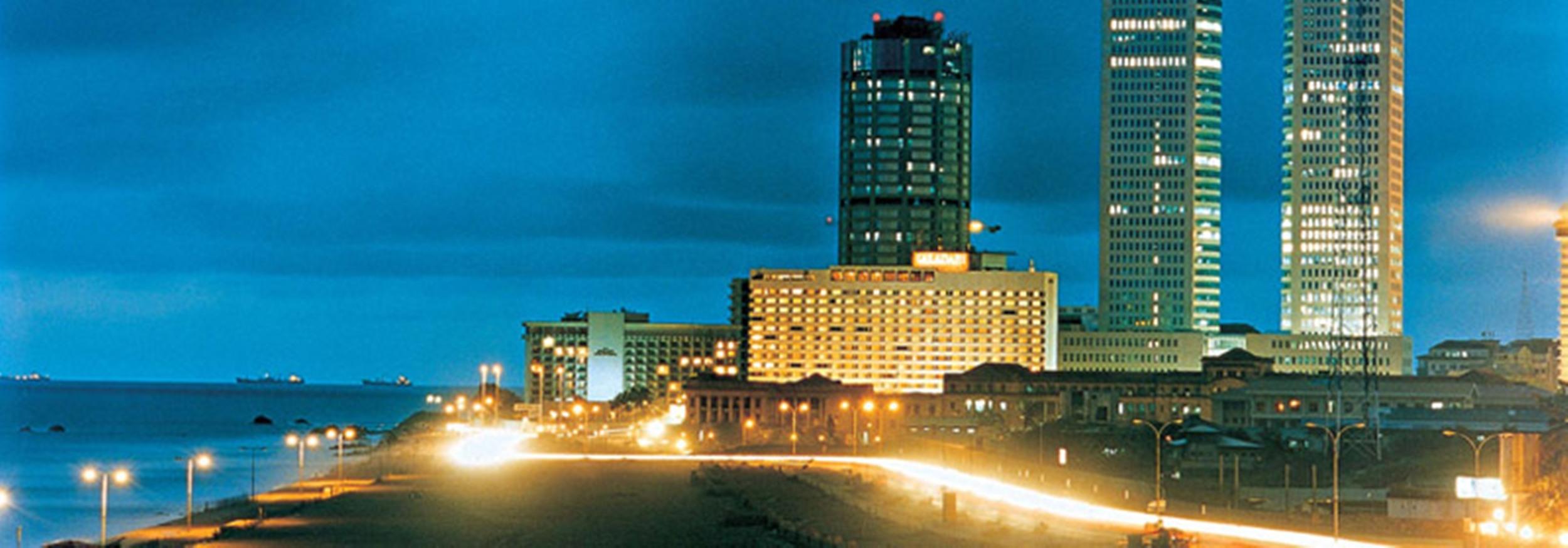 โอเชียน เอดจ์ สวีท แอนด์ โฮเทล โคลอมโบ Hotel ภายนอก รูปภาพ